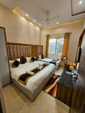 PRINCE HOTEL